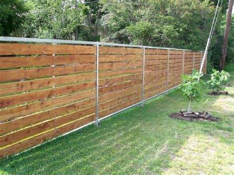 49 Stylish Diy Privacy Fence Ideas For Farmhouse - DECOONA | Fence ...