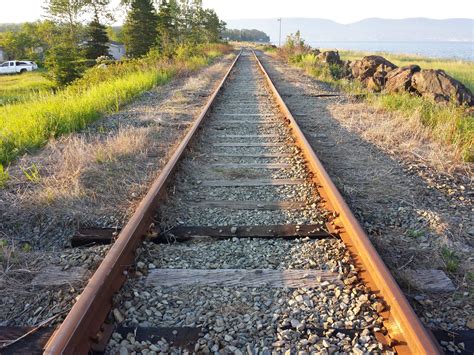 Le rail gaspésien doit 3,6M$ à plus d'une centaine de créanciers ...