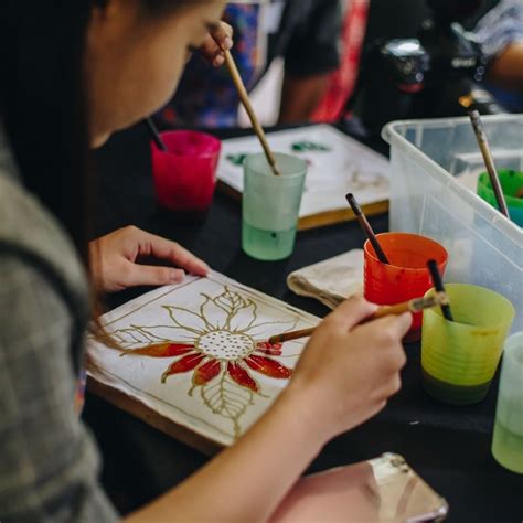 5 Batik Painting Workshops In KL That You Can Try With Your Bestie