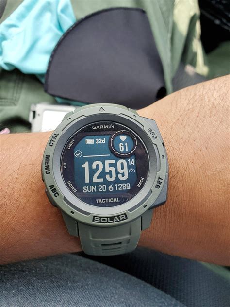 Instinct Battery Life : Garmin