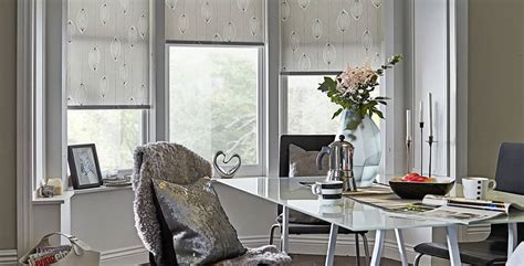 What Blinds are Best for a Bay Window? The Complete Guide | English Blinds