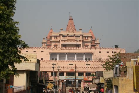 File:Mathura Temple-Mathura-India0002.JPG - Wikipedia