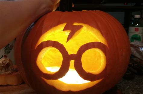 My Harry Potter pumpkin | Pumpkin carving, Cute pumpkin carving ...