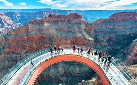 Grand Canyon West Rim & Skywalk Express Helicopter Tour