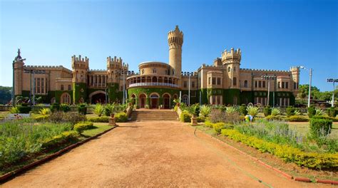 Bangalore Palace in Bengaluru | Expedia.co.in