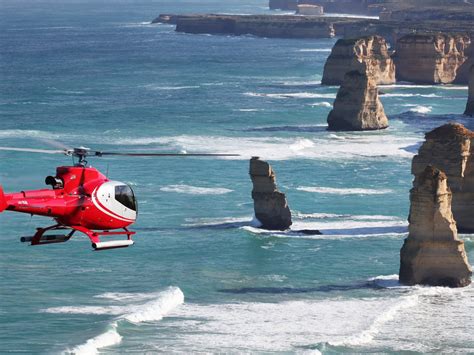 12 Apostles - London Bridge - Bay of Islands Scenic Helicopter Flight ...