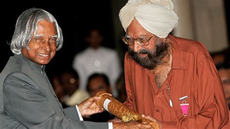 Noted Indian author Khushwant Singh dies | Human Rights News | Al Jazeera