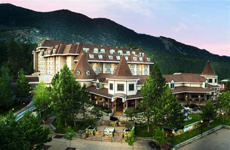 Enjoy a Luxury Stay at the Lake Tahoe Resort Hotel