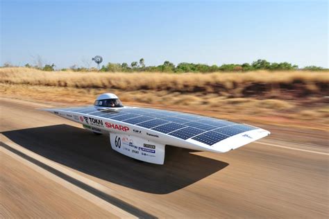 World Solar Challenge: Solar-powered cars begin race across Oz outback ...