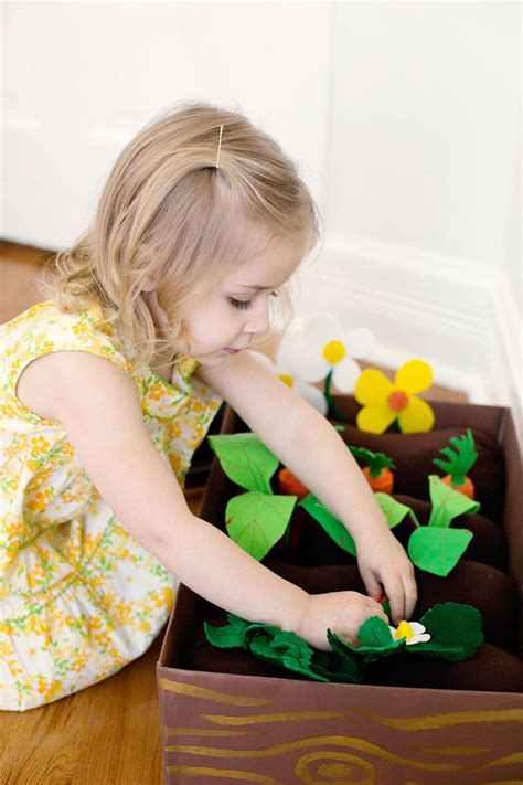 DIY Plantable Felt Garden Box - A Beautiful Mess