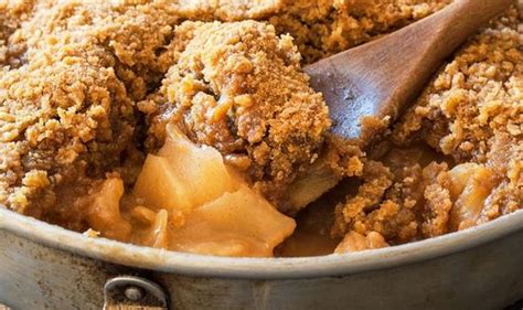 Bake Off’s Mary Berry shares delicious Apple Crumble recipe - 'one of ...