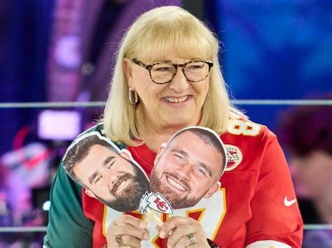 Donna Kelce Supports Sons at Super Bowl with Fashion Choice: Photo