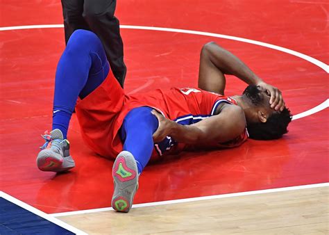 Video: 76ers Joel Embiid Goes Down With Nasty Leg Injury - NBA Rumors ...