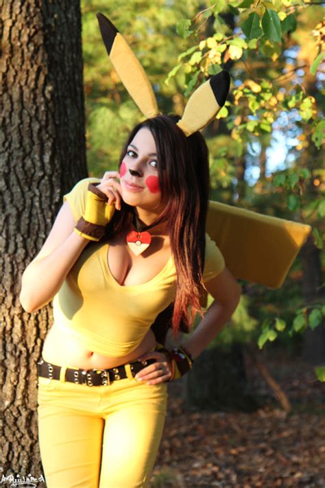 Pikachu Cosplay