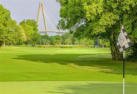 Patriots Point Links - Eagle Golf Tours