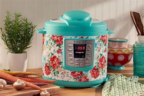 The Pioneer Woman Instant Pot is $40 off at Walmart