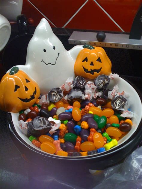 Halloween candy bowl | Halloween candy bowl, Halloween candy, Halloween ...