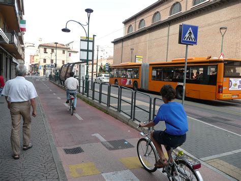 The Importance of Floating Bus Stops | streets.mn