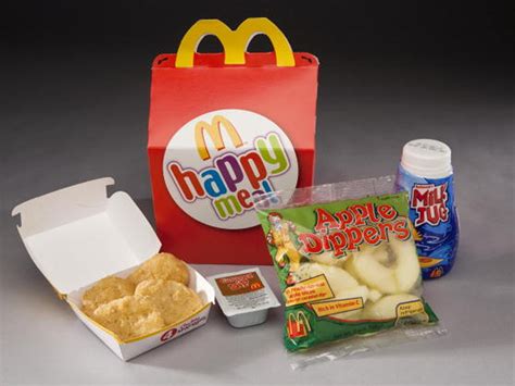 Did McDonald's Happy Meal changes lead kids to eat better? - CBS News