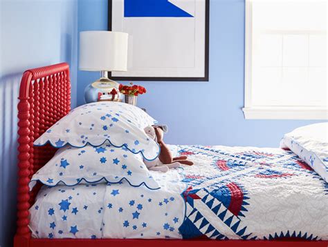 What is a Pillow Sham and How is it Different From a Pillowcase?