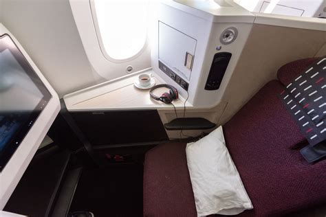 Trip Report - Japan Airlines Business Class SKY SUITE III JL724 - KUL ...