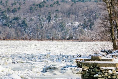 Frozen Hudson River Photograph by William E Rogers - Fine Art America