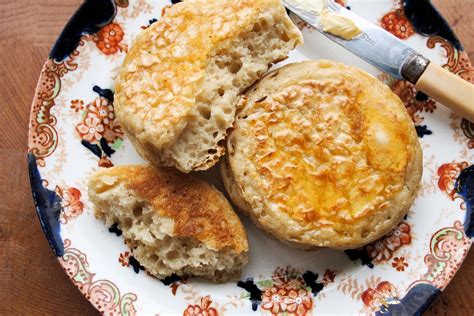 Hot Buttered Crumpets for a Snowy Day - Home-made Crumpet Recipe for a ...