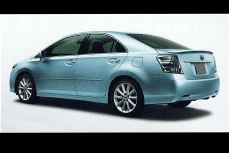 Toyota SAI Hybrid Sedan: Prius' Big Brother Revealed in JDM Brochure ...