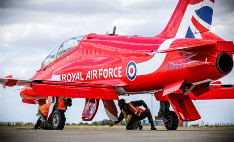 RAF Red Arrows move to new Lincolnshire home | Royal Air Force