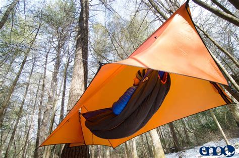 5 Ways to Stay Warm While Winter Hammock Camping – AvidMax Blog