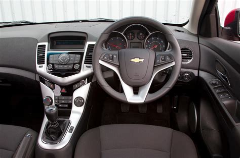 Chevrolet Cruze 2011-2015 Review (2021) | Autocar