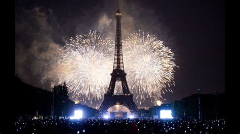 Watch the Bastille Day Fireworks at the Eiffel Tower