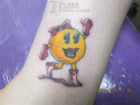 bladetattoos:ms-pacman-color-ms-pacman-leg