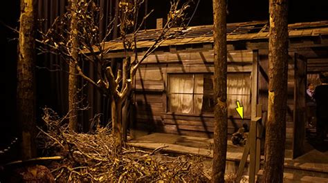 Halloween Horror Nights Lights-On Tour - The Cabin in the Woods ...