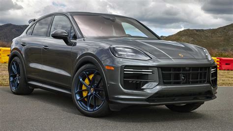 2024 Porsche Cayenne Revealed: Overhauled Cabin, More Power, And 650-HP ...