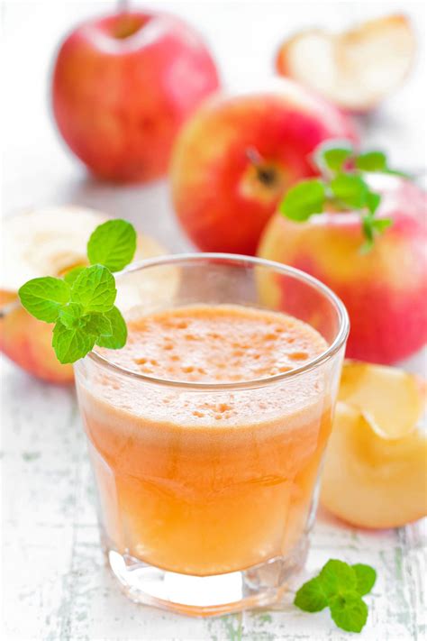 How To Make Apple Juice With a Juicer - Healthy Easy Recipe!