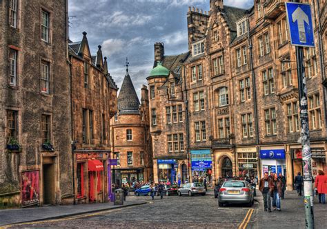 Feel The Magic of Edinburgh, The Capital City of Scotland ...