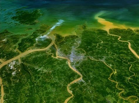 Red River Delta Vietnam introduction