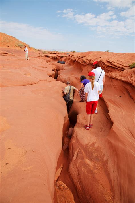 File:Lower Antelope Canyon entrance 01.jpg - Wikipedia