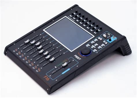 F16 16 channel digital mixer from £500 - Geeky Gadgets