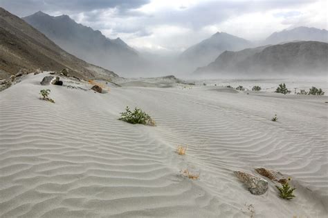 Sarfaranga Desert – The Wondrous Cold Desert in Skardu | Traveler Trails