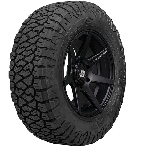 Maxxis RAZR AT811 All Terrain Tyres - Robo's Tyreworks Rockhampton