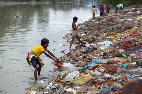 Sungai - Sungai Paling Tercemar Di Dunia, Indonesia Ada Lho! - Plasteek