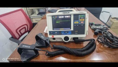 New MEDTRONIC lifepak20e Defibrillator For Sale - DOTmed Listing #4781081: