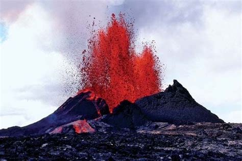 Hawaii Volcanoes National Park | History & Facts | Britannica.com