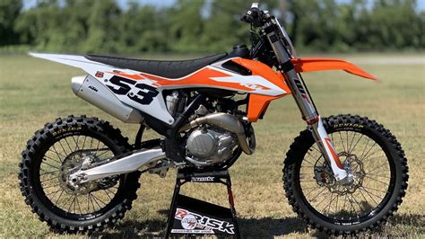 2020 KTM 450SXF - Dirt Bike Magazine - YouTube