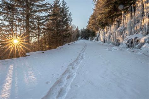 A Frosty Expedition: Winter Hiking to Clingmans Dome - Carolina Traveler