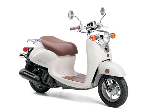 Yamaha pictures 2013 Vino 5 Classic Scooter Review