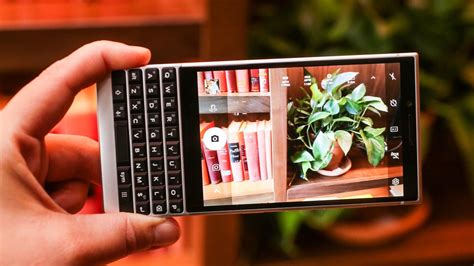 Blackberry Key 2 review: Strictly for keyboard die-hards - CNET