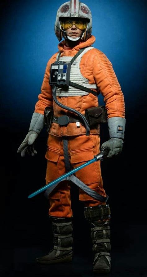 LUKE SKYWALKER X-WING PILOT | Star wars figures, Star wars geek, Star wars